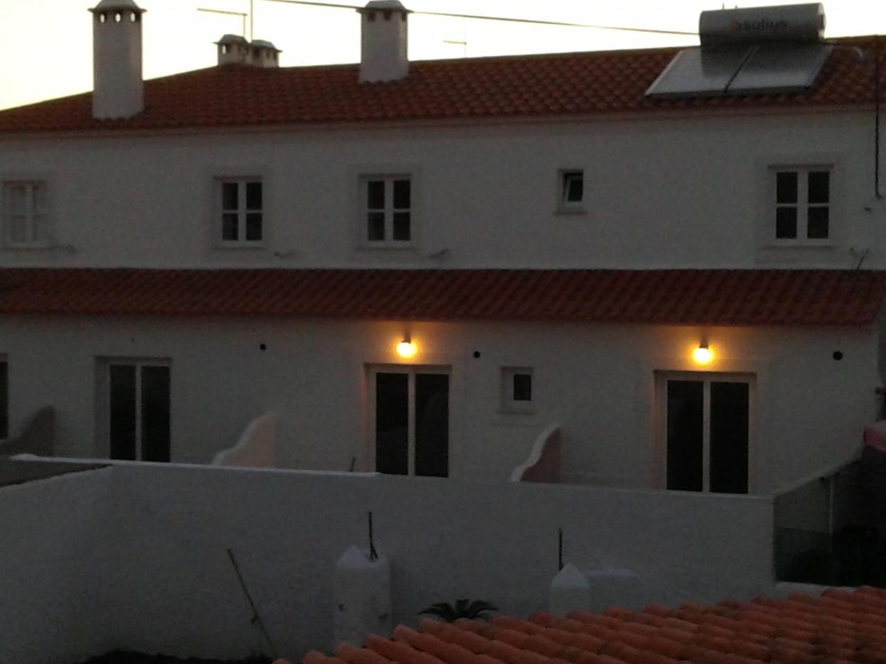 Alojamentos Vitinho - Vila Nova Milfontes 米尔芳提斯城 外观 照片